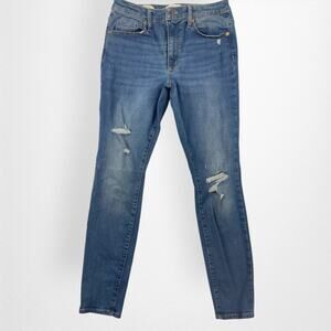 Universal Thread Women's High Rise Skinny 8/29R Distressed‎